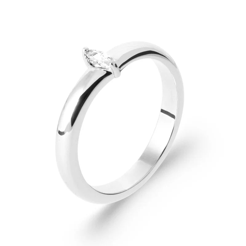 Bague solitaire marquise chic