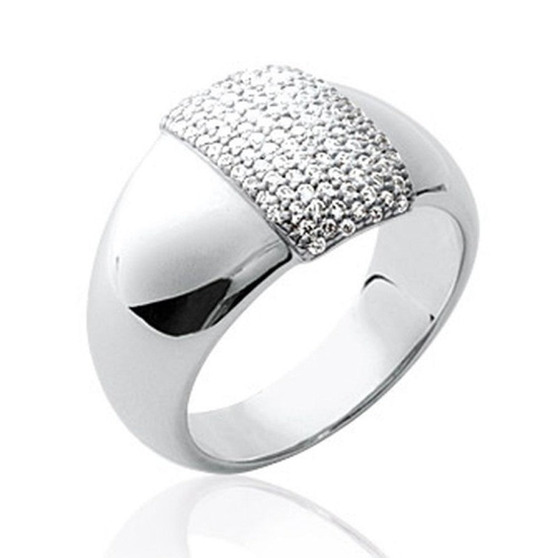 Bague bombée avec pavé de zirconium
