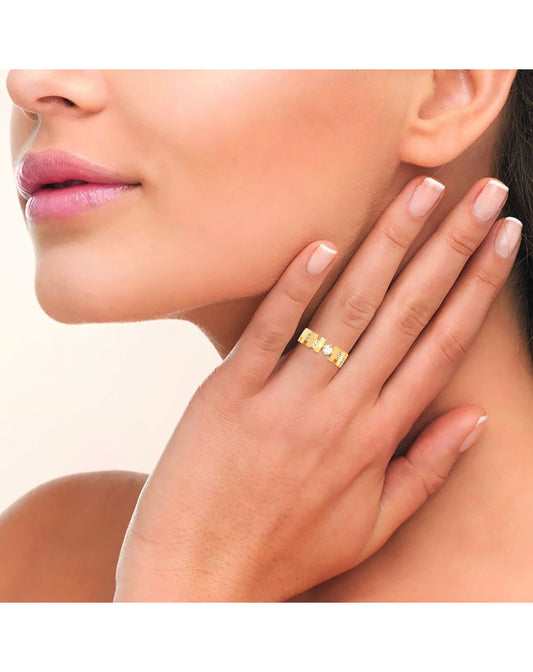 Bague graphique Moderne sertie oz