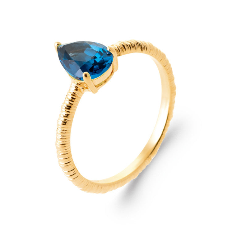 Bague solitaire et oxyde bleu