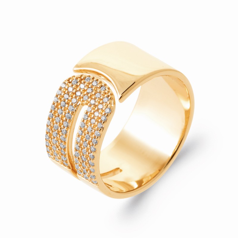 Bague plaqué or large pavée d'oxydes de zirconium